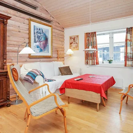 Cozy Holiday Home In Vaeggerlose With Terrace Ferienhaus